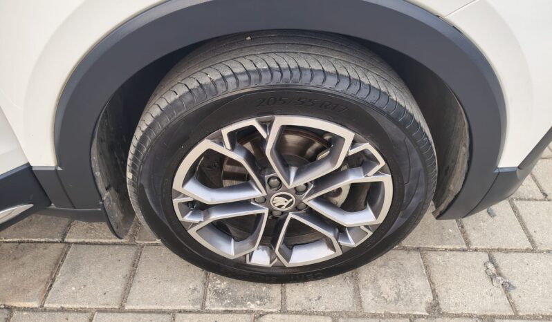 Skoda Kushaq Style 1.0 TSI full