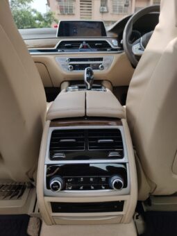 BMW 7 Series 730 LD Signature full
