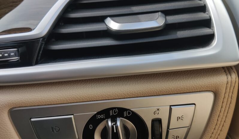 BMW 7 Series 730 LD Signature full