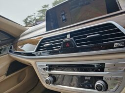 BMW 7 Series 730 LD Signature full