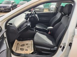Hyundai i20 Asta(O) 1.2 IVT full