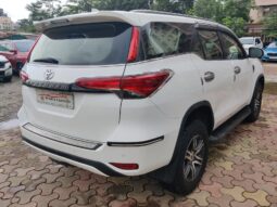 Toyota Fortuner 4×2 full