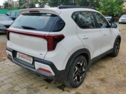 Kia Sonet 1.5 GTX Plus D full
