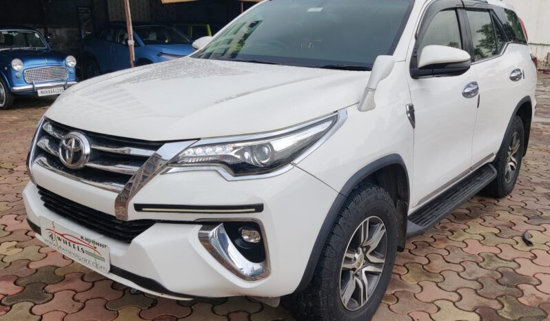 Toyota Fortuner 4×2 full