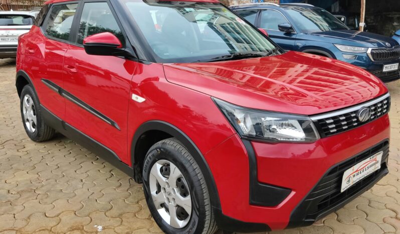 Mahindra XUV 300 W6 full