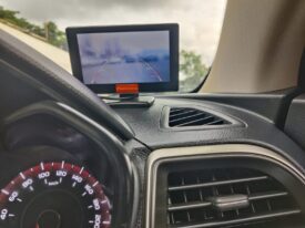 Mahindra XUV 300 W6