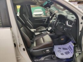 Toyota Fortuner 4×2