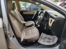 Toyota Corolla Altis 1.8 G full