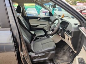 Kia Carens IMT Prestige 7 Str 2024