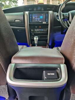 Toyota Fortuner 4×2 full