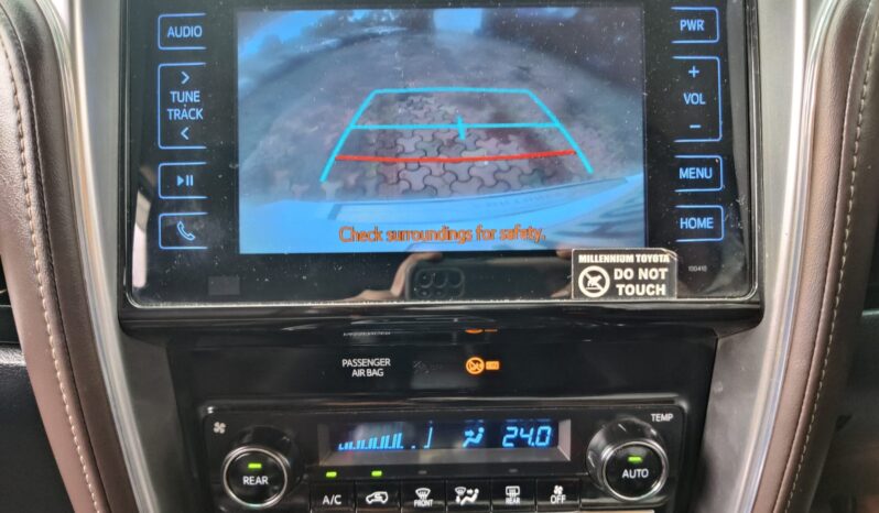 Toyota Fortuner 4×2 full