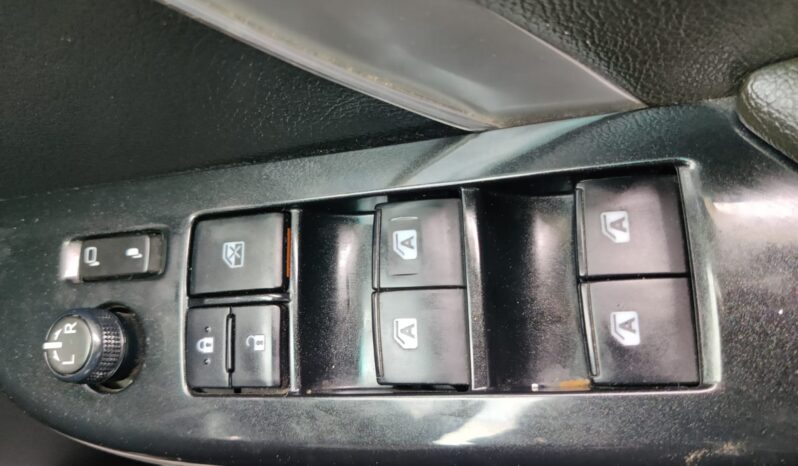 Toyota Fortuner 4×2 full