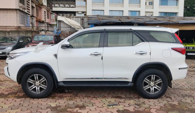 Toyota Fortuner 4×2 full