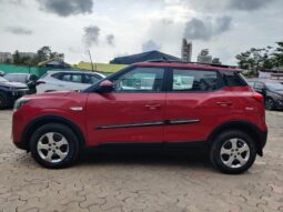 Mahindra XUV 300 W6 full