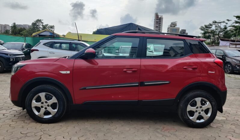 Mahindra XUV 300 W6 full