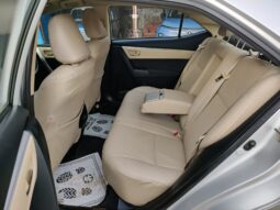 Toyota Corolla Altis 1.8 G full