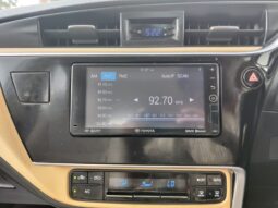 Toyota Corolla Altis 1.8 G full