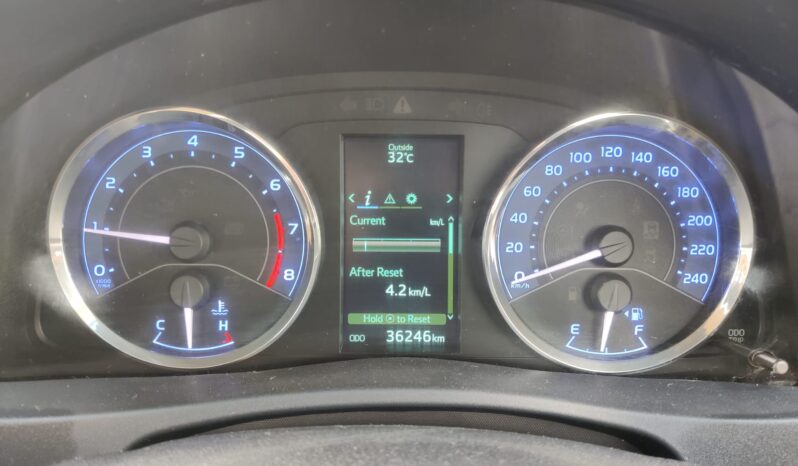 Toyota Corolla Altis 1.8 G full